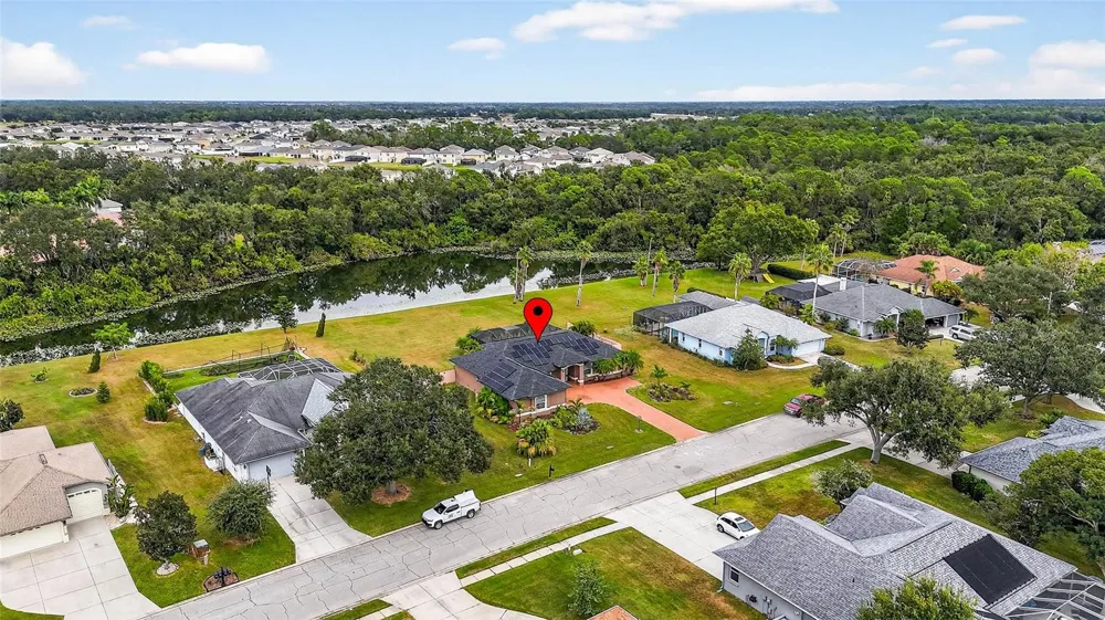 14743 1ST AVENUE E Bradenton, FL 34212