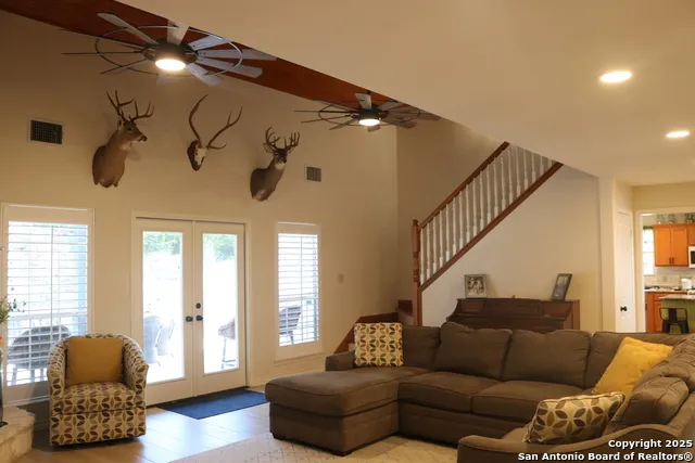1100 Madrona Ridge Dr. Bandera, TX 78003