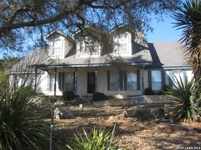 1100 Madrona Ridge Dr. Bandera, TX 78003