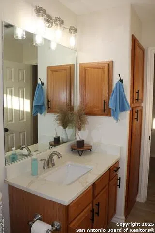 1100 Madrona Ridge Dr. Bandera, TX 78003