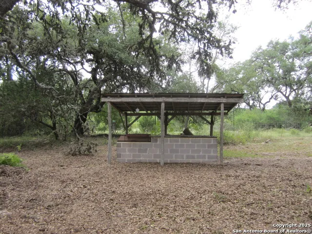 9303 S Hwy 173 Bandera, TX 78003