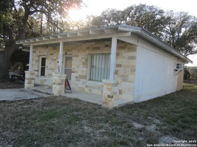 9303 S Hwy 173 Bandera, TX 78003