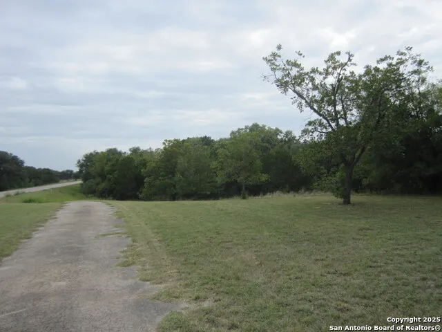 9303 S Hwy 173 Bandera, TX 78003