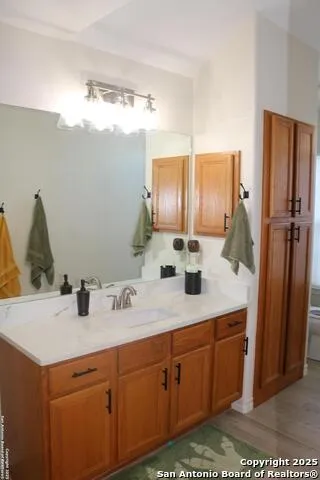 1100 Madrona Ridge Dr. Bandera, TX 78003
