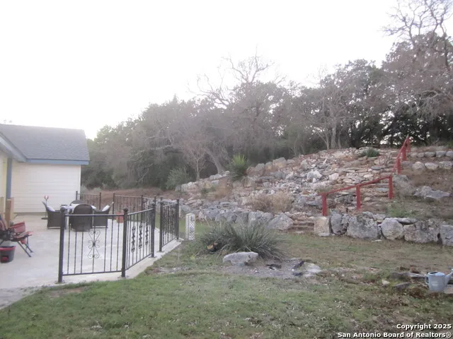 1100 Madrona Ridge Dr. Bandera, TX 78003