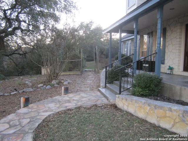 1100 Madrona Ridge Dr. Bandera, TX 78003