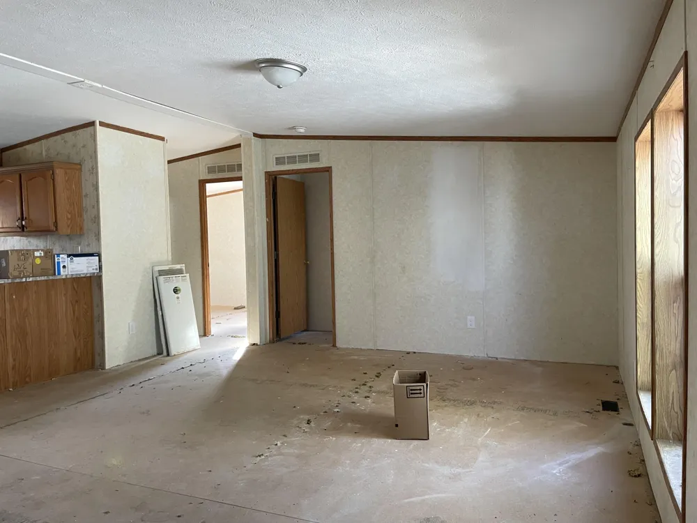 3900 W Jefferson Avenue Trenton City, MI 48183