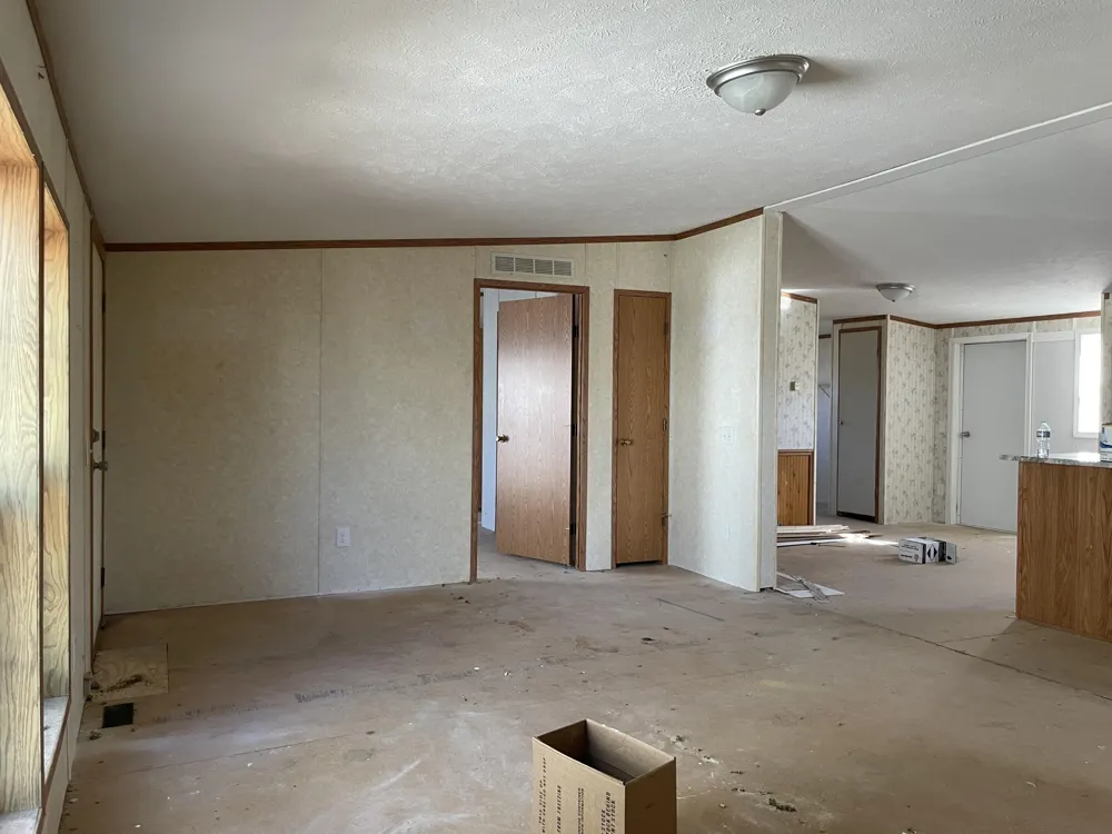 3900 W Jefferson Avenue Trenton City, MI 48183