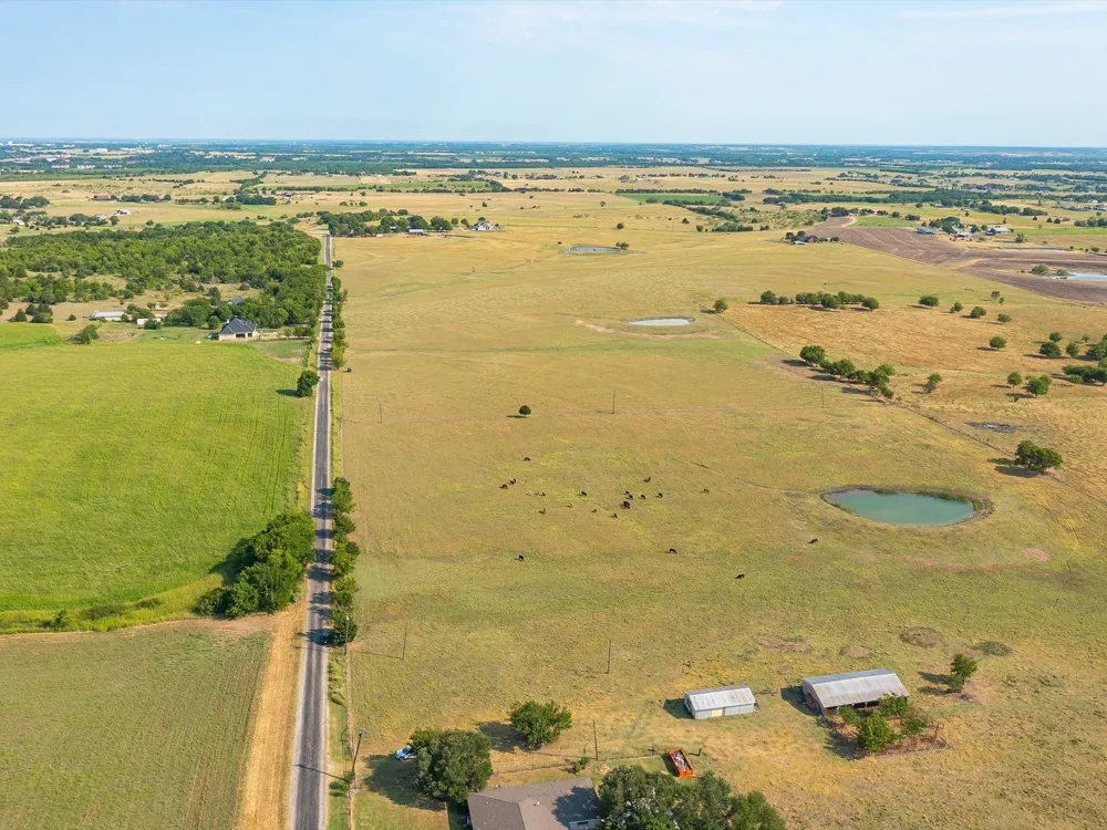 Valek Road Ennis, TX 75119