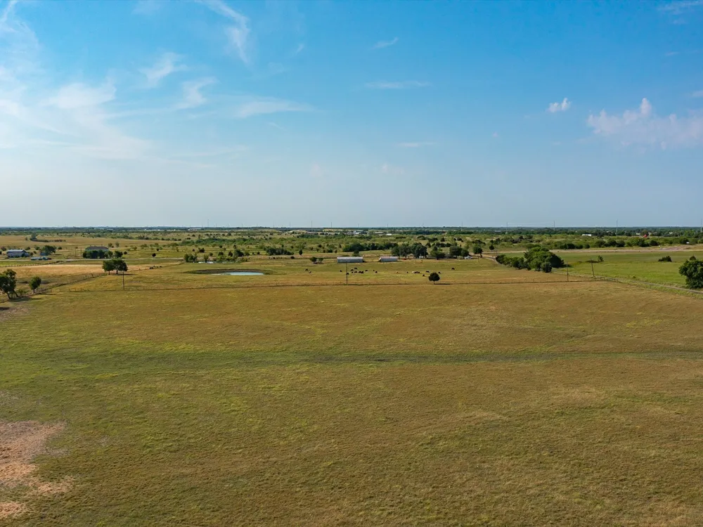 Valek Road Ennis, TX 75119