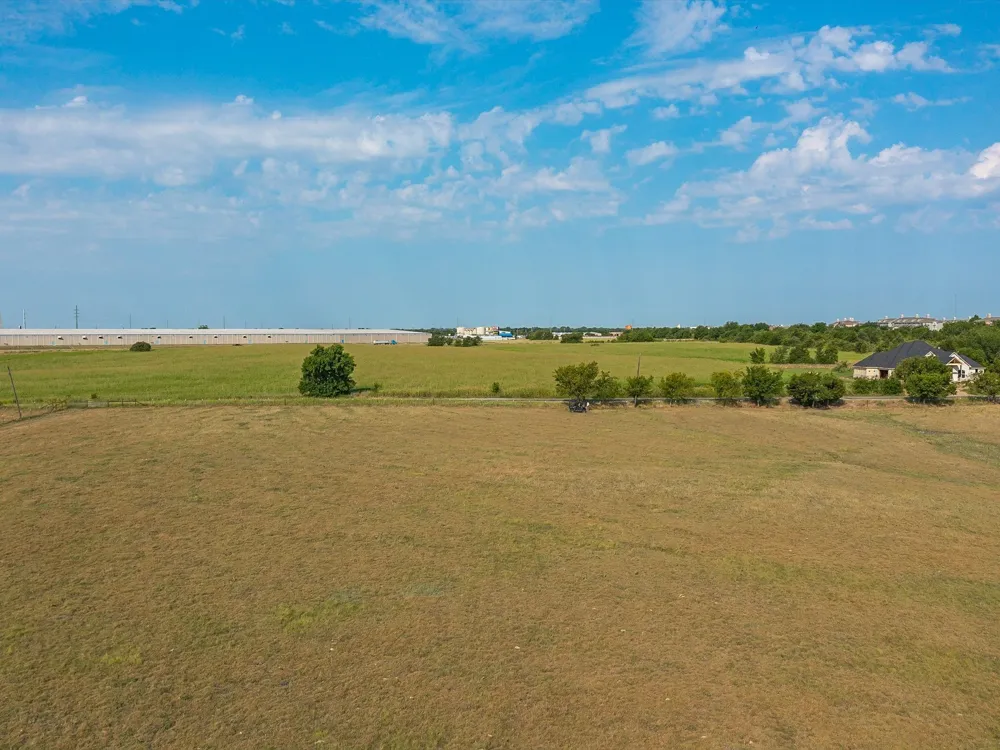 Valek Road Ennis, TX 75119