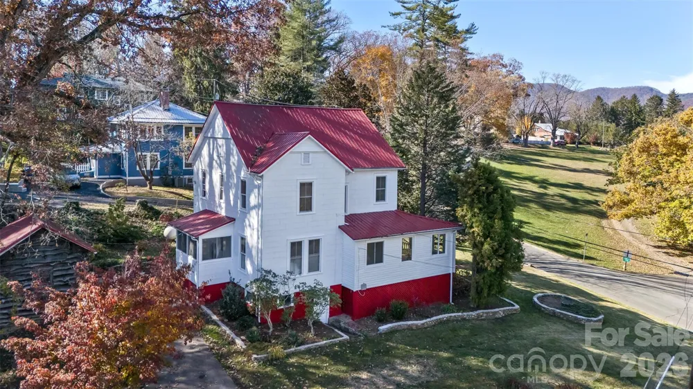 195 Terrace Drive Canton, NC 28716