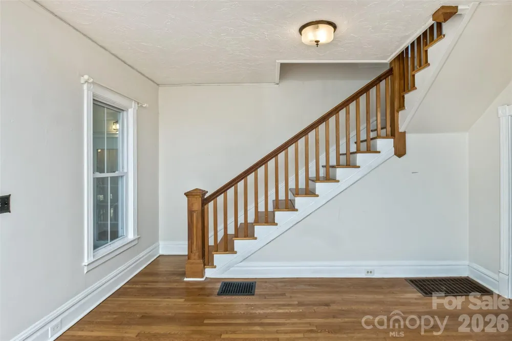 195 Terrace Drive Canton, NC 28716