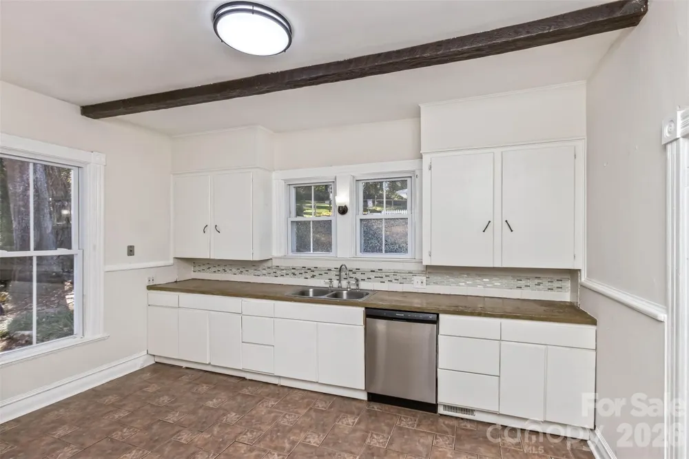 195 Terrace Drive Canton, NC 28716