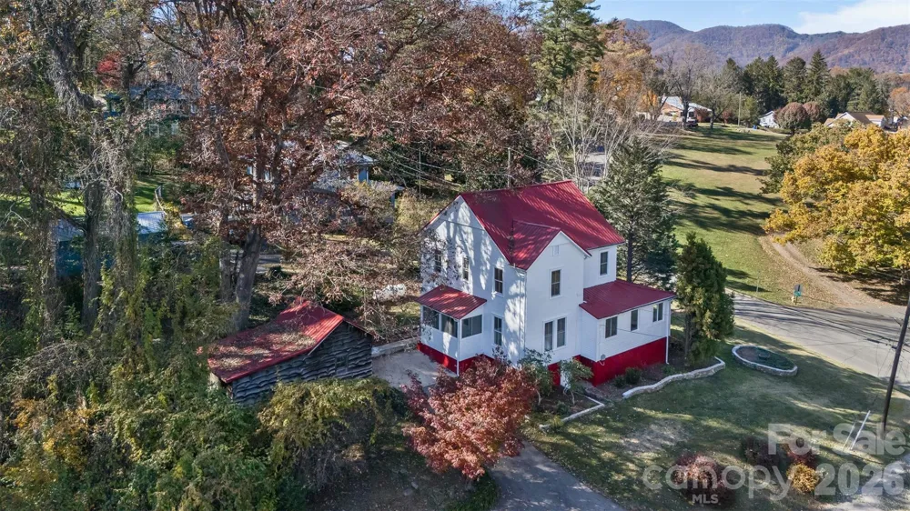 195 Terrace Drive Canton, NC 28716