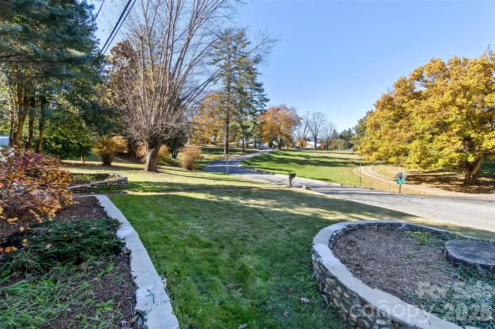 195 Terrace Drive Canton, NC 28716