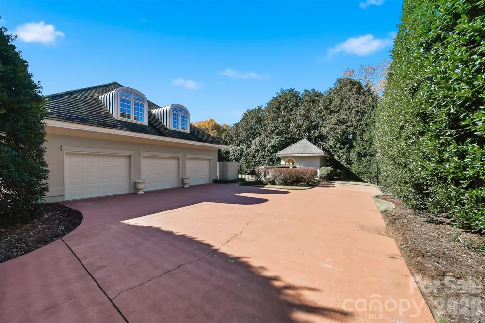 3619 Links Drive NE Conover, NC 28613