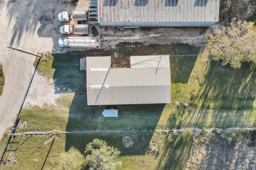 6821 Bailey Street Shiro, TX 77876