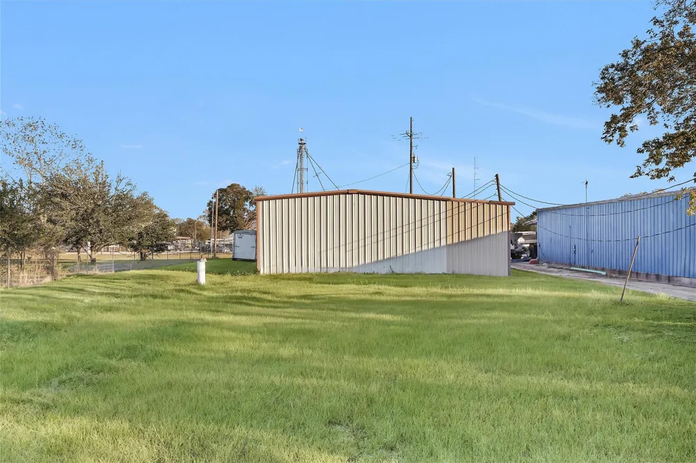6821 Bailey Street Shiro, TX 77876