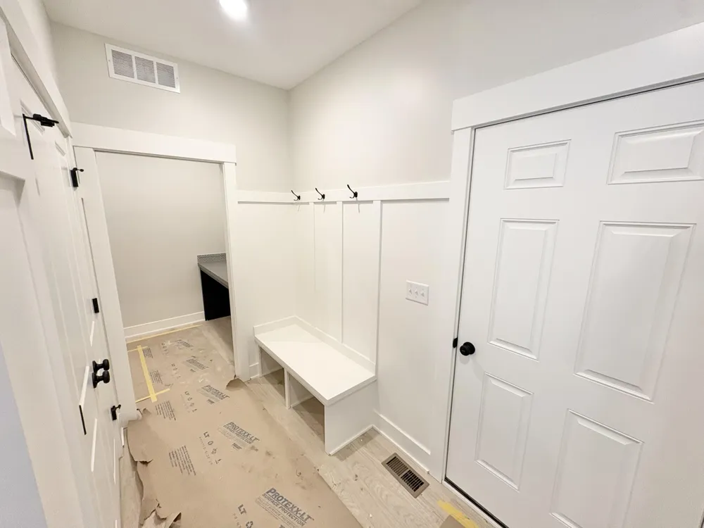 5871 Valley Point Drive SE Caledonia Township, MI 49316