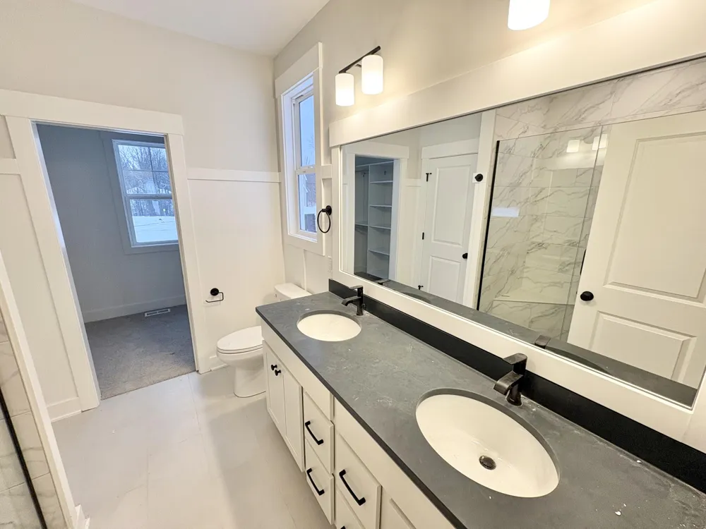 5871 Valley Point Drive SE Caledonia Township, MI 49316