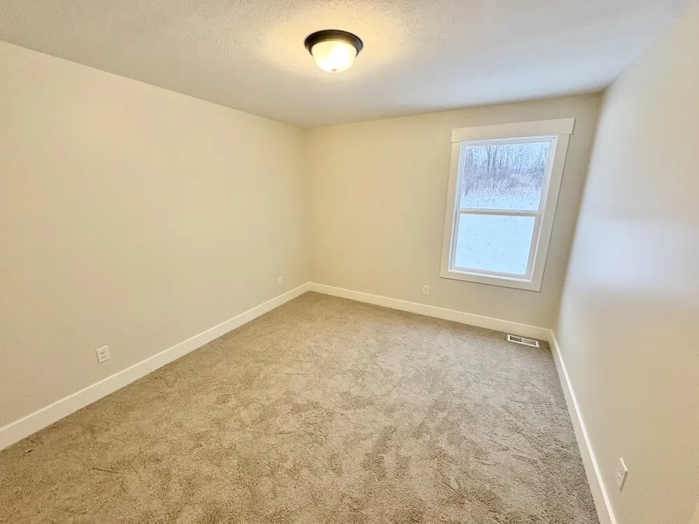5871 Valley Point Drive SE Caledonia Township, MI 49316