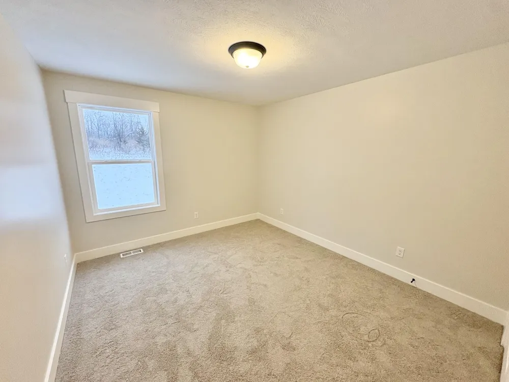5871 Valley Point Drive SE Caledonia Township, MI 49316