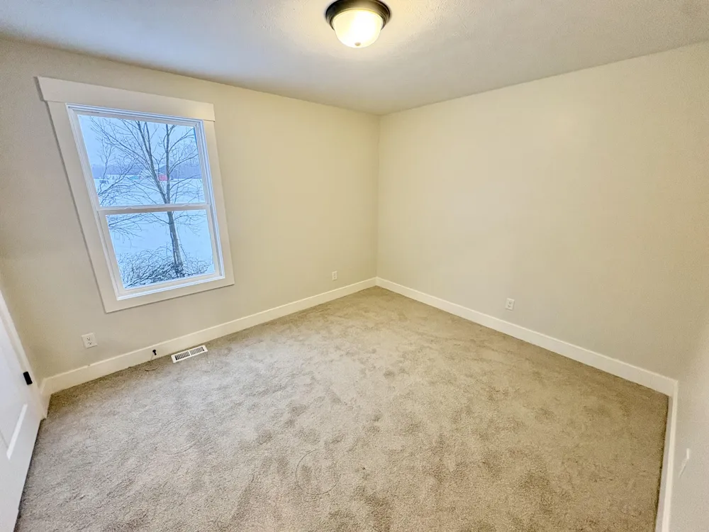 5871 Valley Point Drive SE Caledonia Township, MI 49316