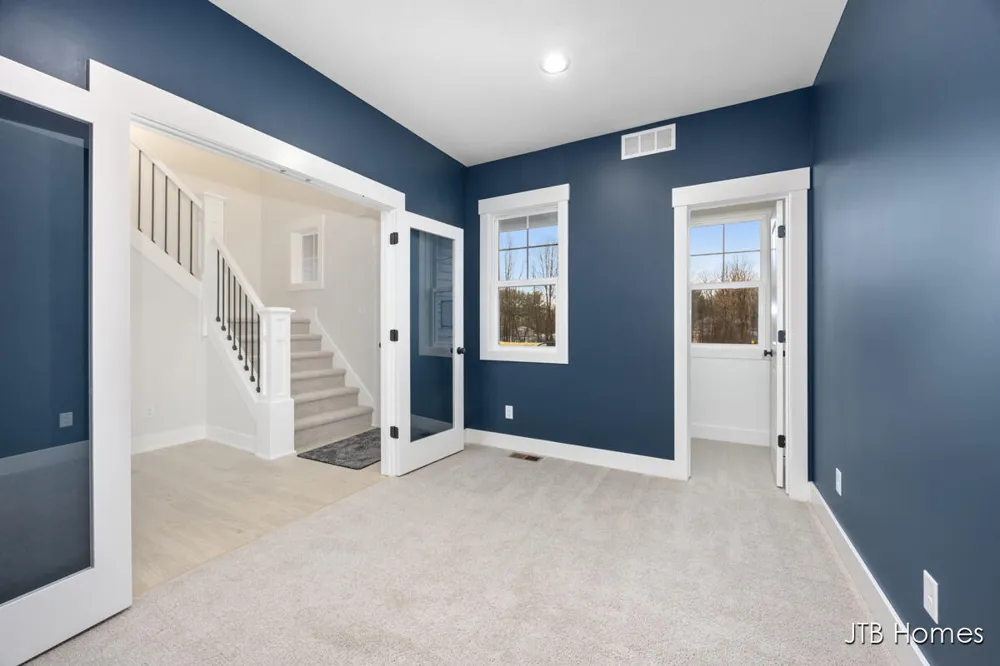 5871 Valley Point Drive SE Caledonia Township, MI 49316