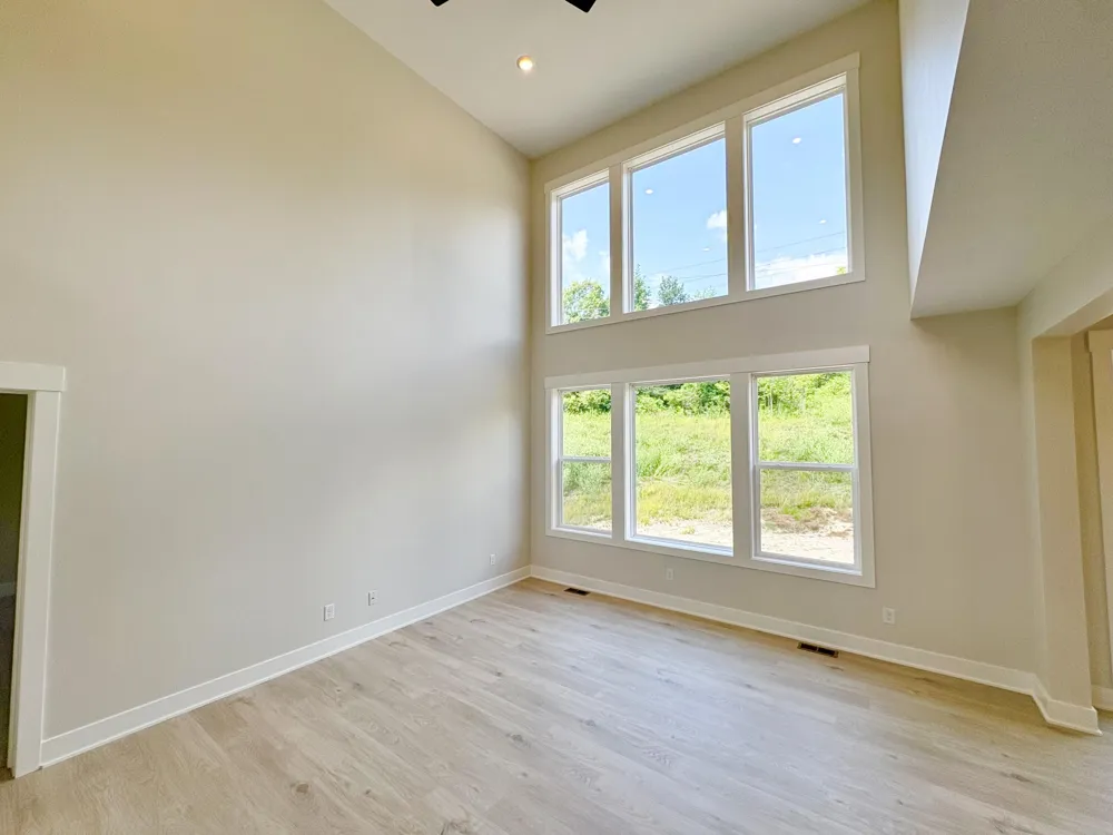 5871 Valley Point Drive SE Caledonia Township, MI 49316