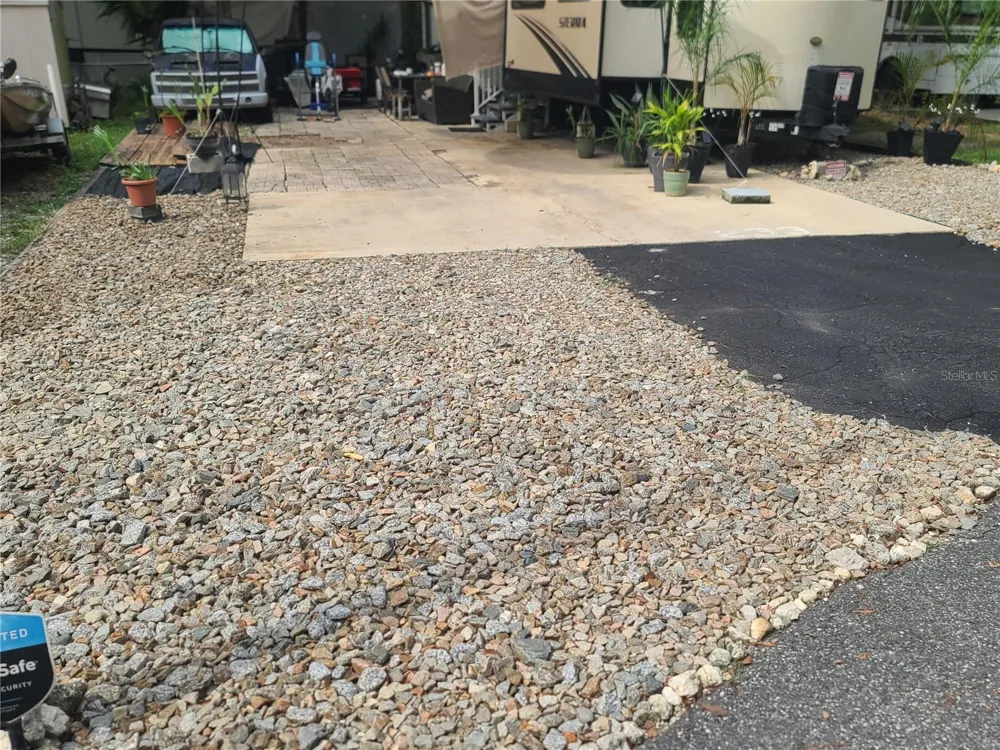 25205 NE 142 ND STREET Salt Springs, FL 32134