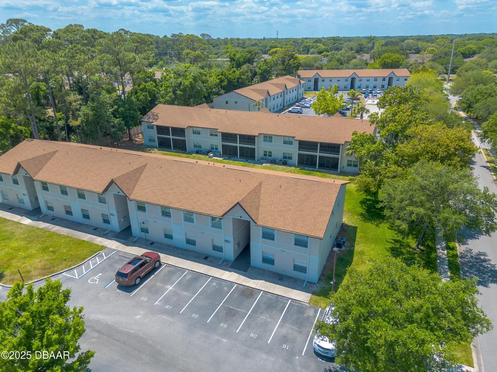 415 Banana Cay Drive #F South Daytona, FL 32119
