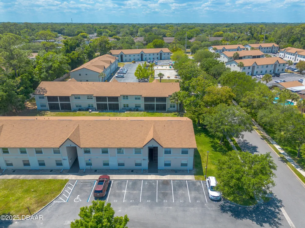 415 Banana Cay Drive #F South Daytona, FL 32119