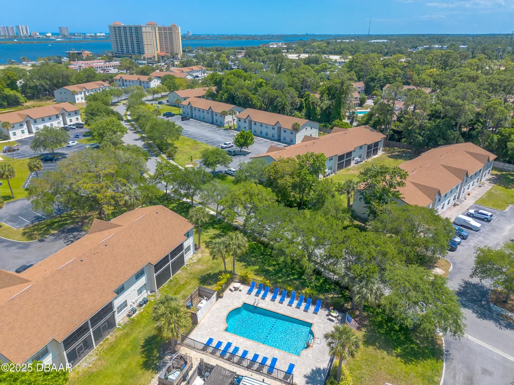 415 Banana Cay Drive #F South Daytona, FL 32119
