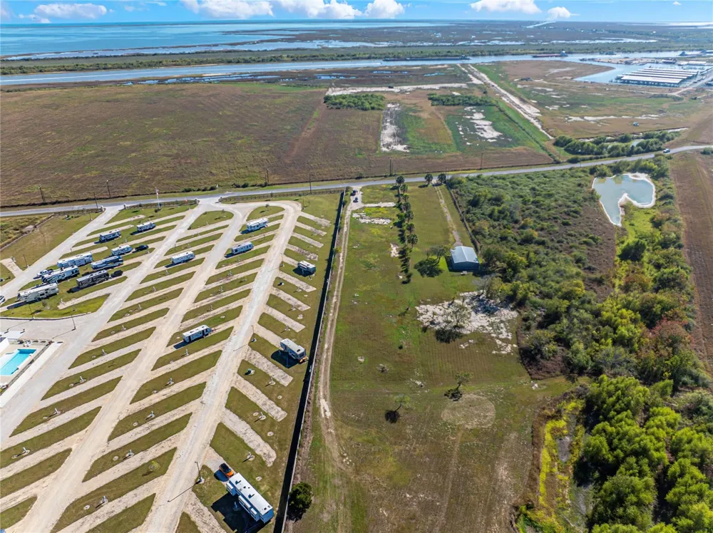 399 S Gulf Rd Matagorda, TX 77457
