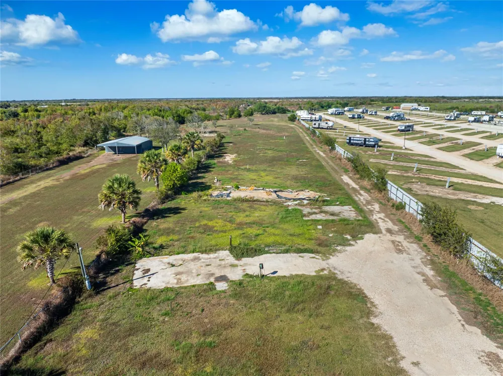 399 S Gulf Rd Matagorda, TX 77457