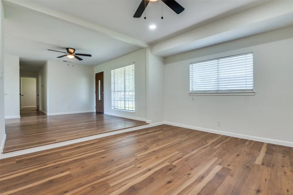 14217 Carla Drive Balch Springs, TX 75180