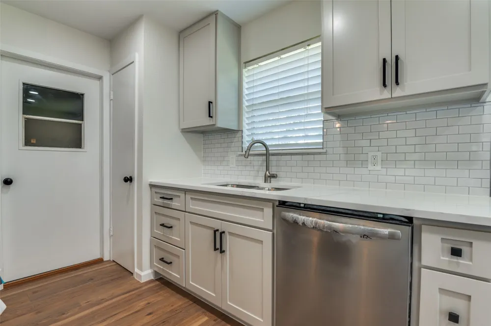 14217 Carla Drive Balch Springs, TX 75180