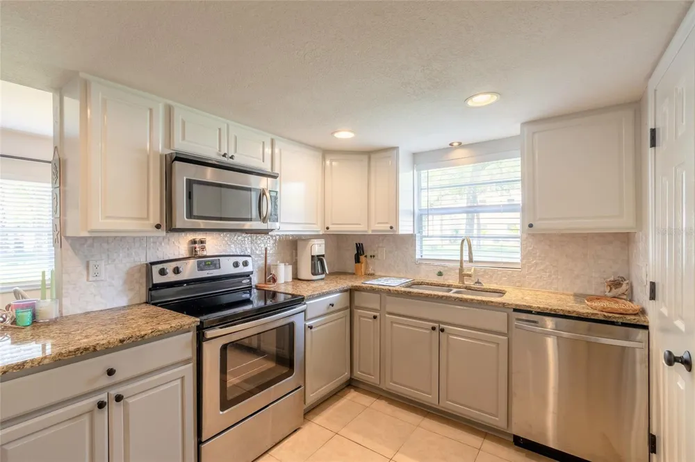 415 BANANA CAY DRIVE #F South Daytona, FL 32119