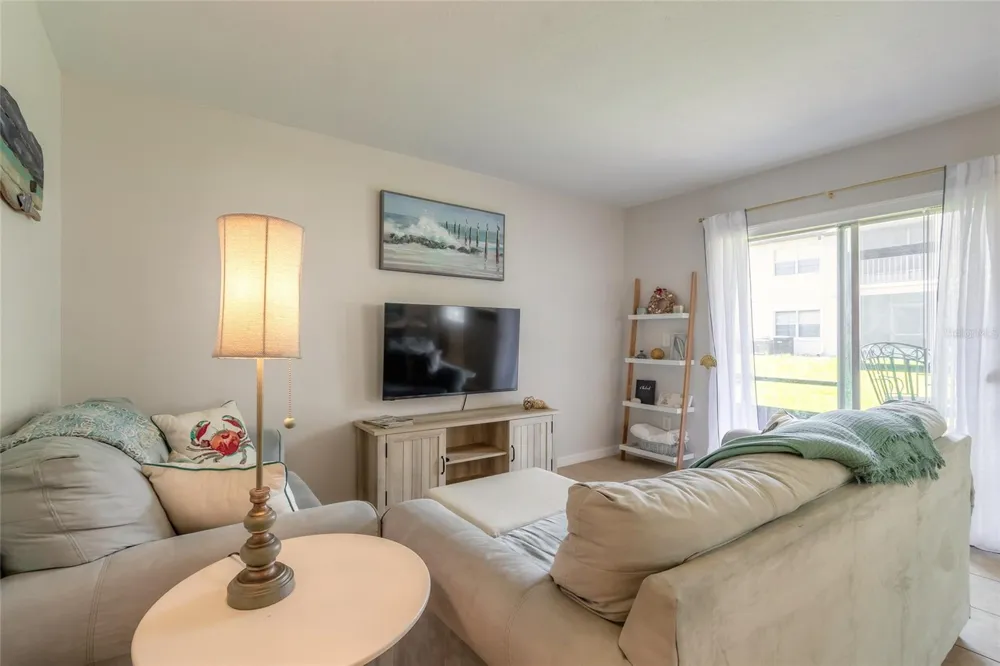 415 BANANA CAY DRIVE #F South Daytona, FL 32119