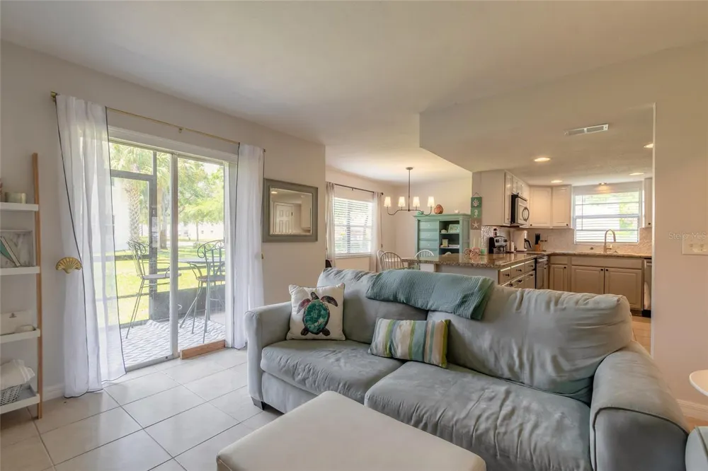 415 BANANA CAY DRIVE #F South Daytona, FL 32119