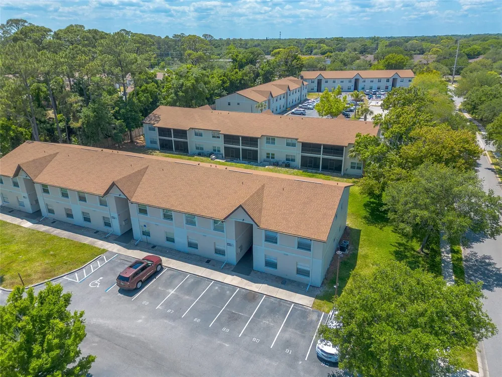 415 BANANA CAY DRIVE #F South Daytona, FL 32119