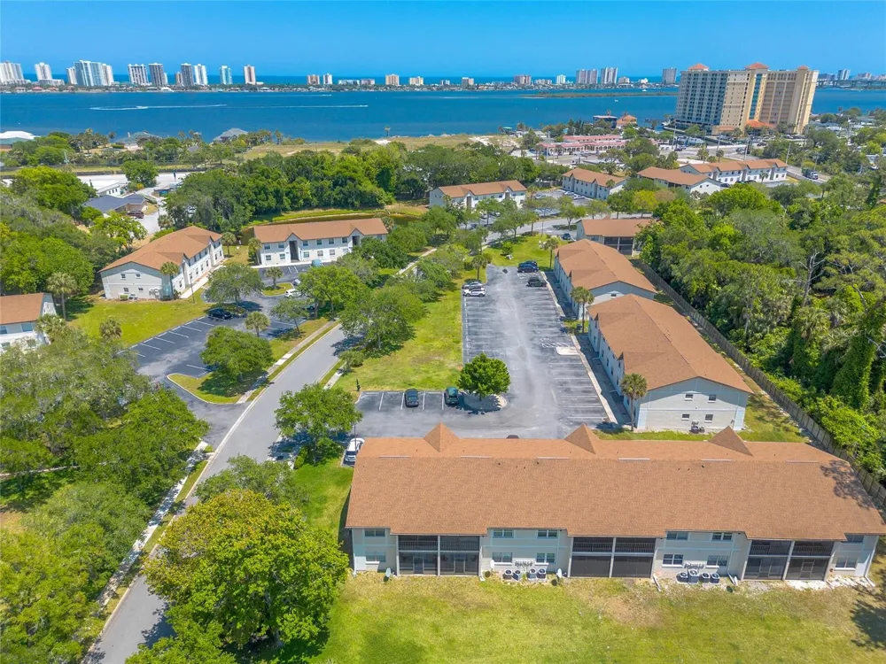 415 BANANA CAY DRIVE #F South Daytona, FL 32119
