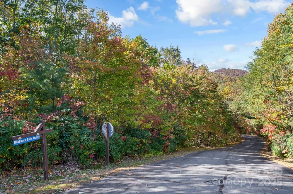 38 Attica Falls Trail Black Mountain, NC 28711