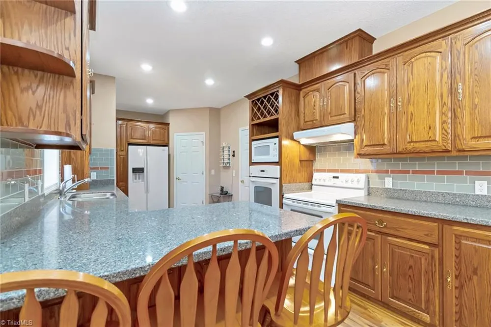 326 RoseBrier Road Boomer, NC 28606