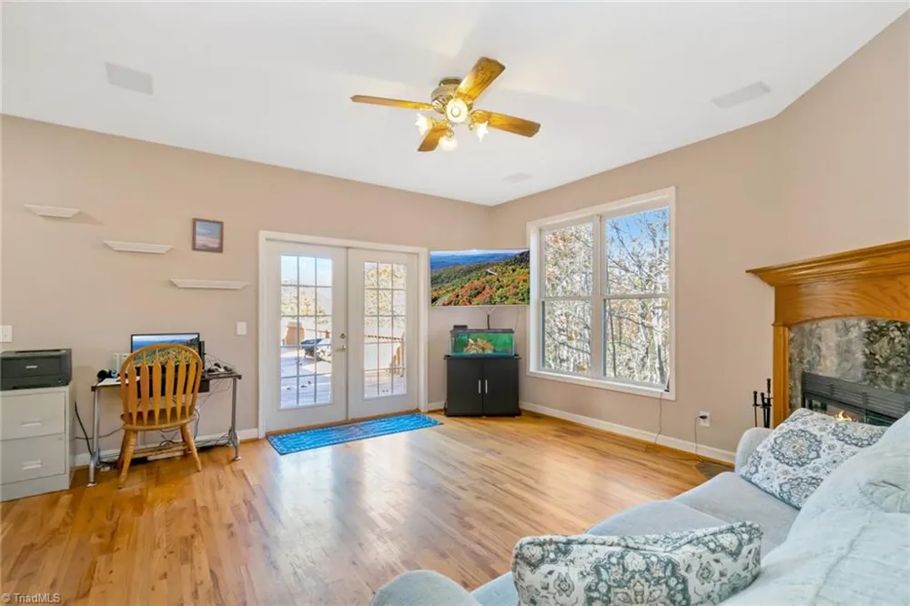 326 RoseBrier Road Boomer, NC 28606