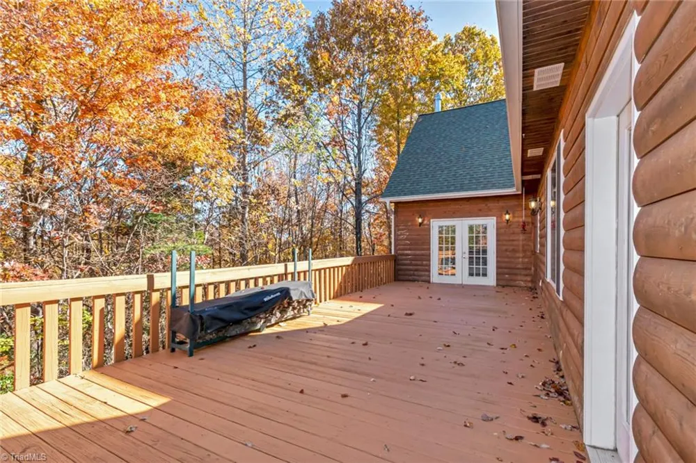 326 RoseBrier Road Boomer, NC 28606