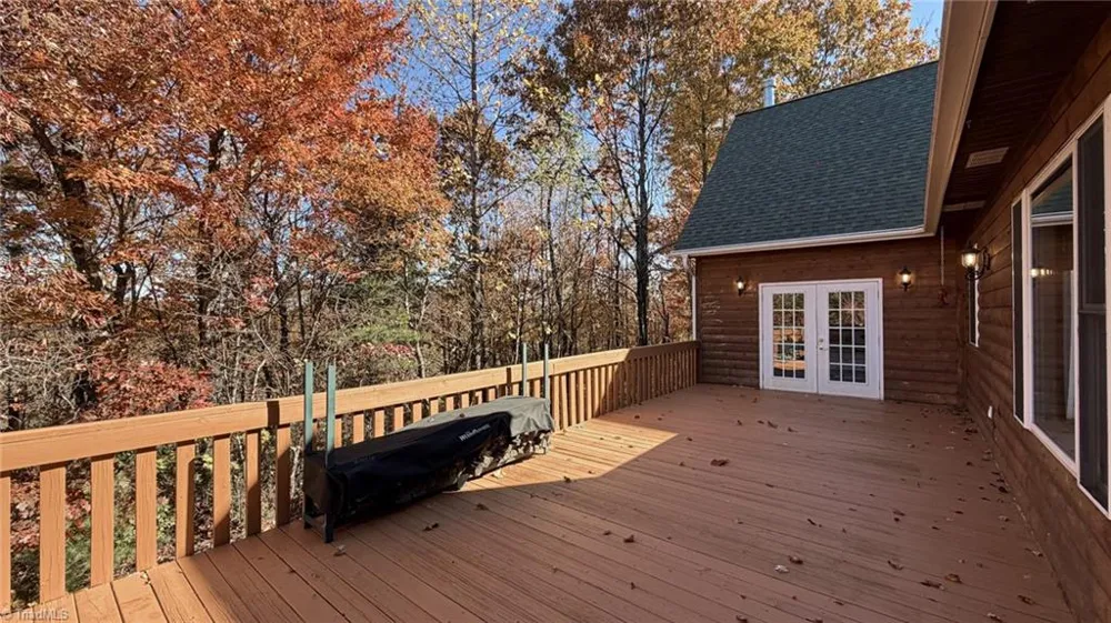 326 RoseBrier Road Boomer, NC 28606