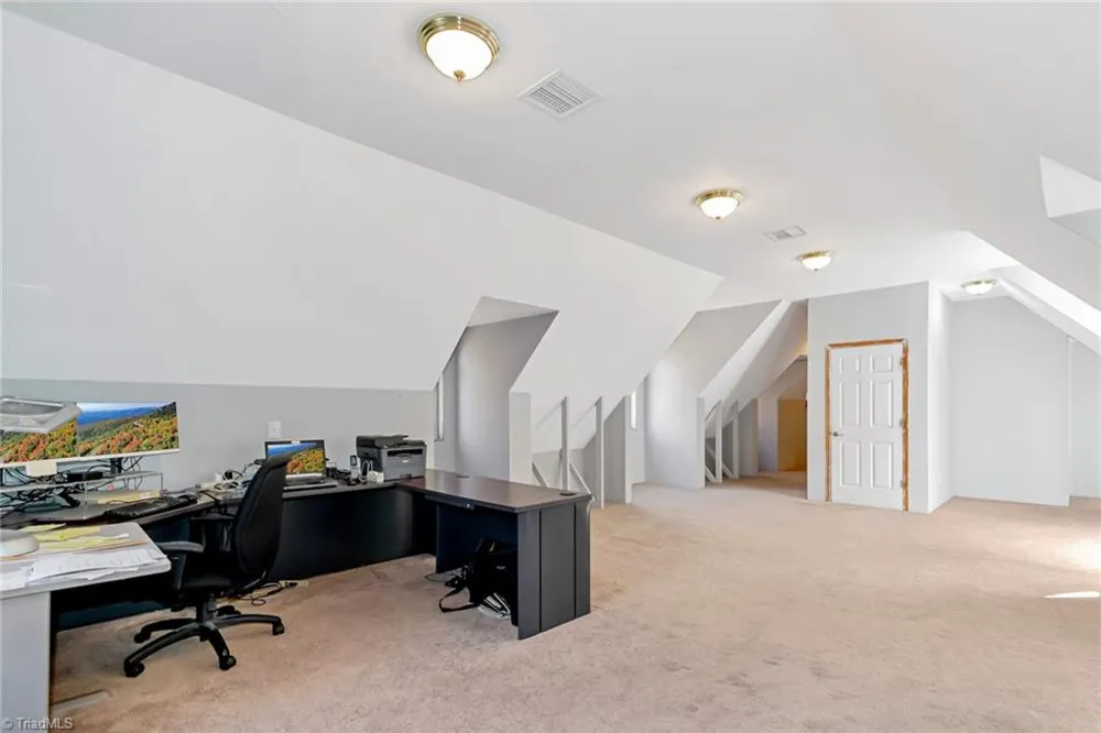 326 RoseBrier Road Boomer, NC 28606