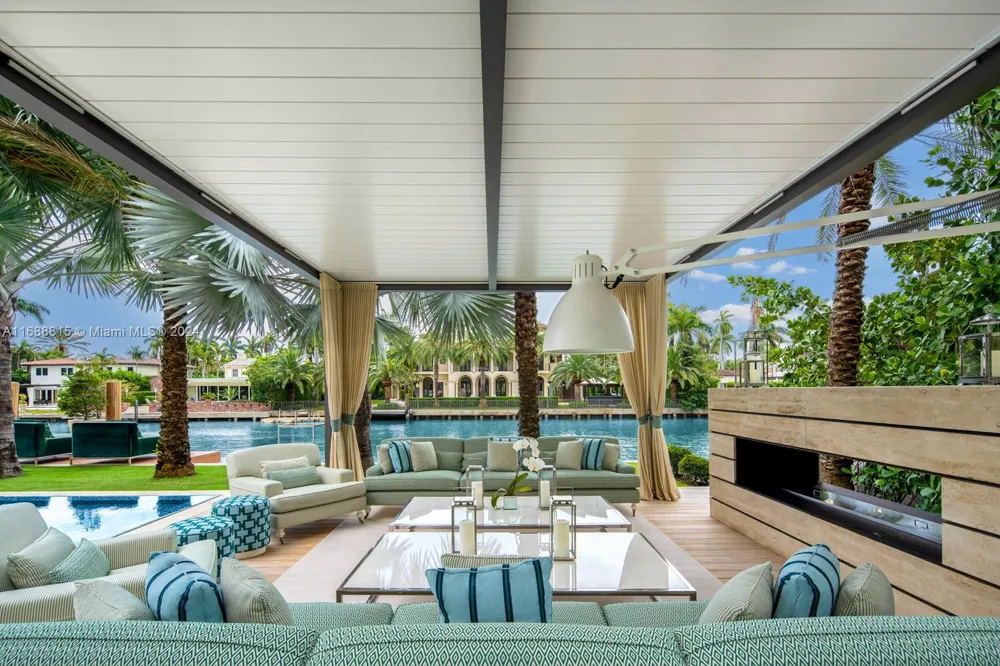 1510 W 25th St Miami Beach, FL 33140